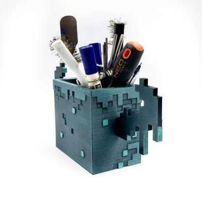 Warden Pen Holder Greencade