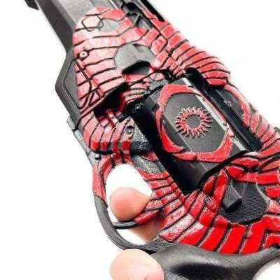 Ace of Spades Red Ornament Greencade