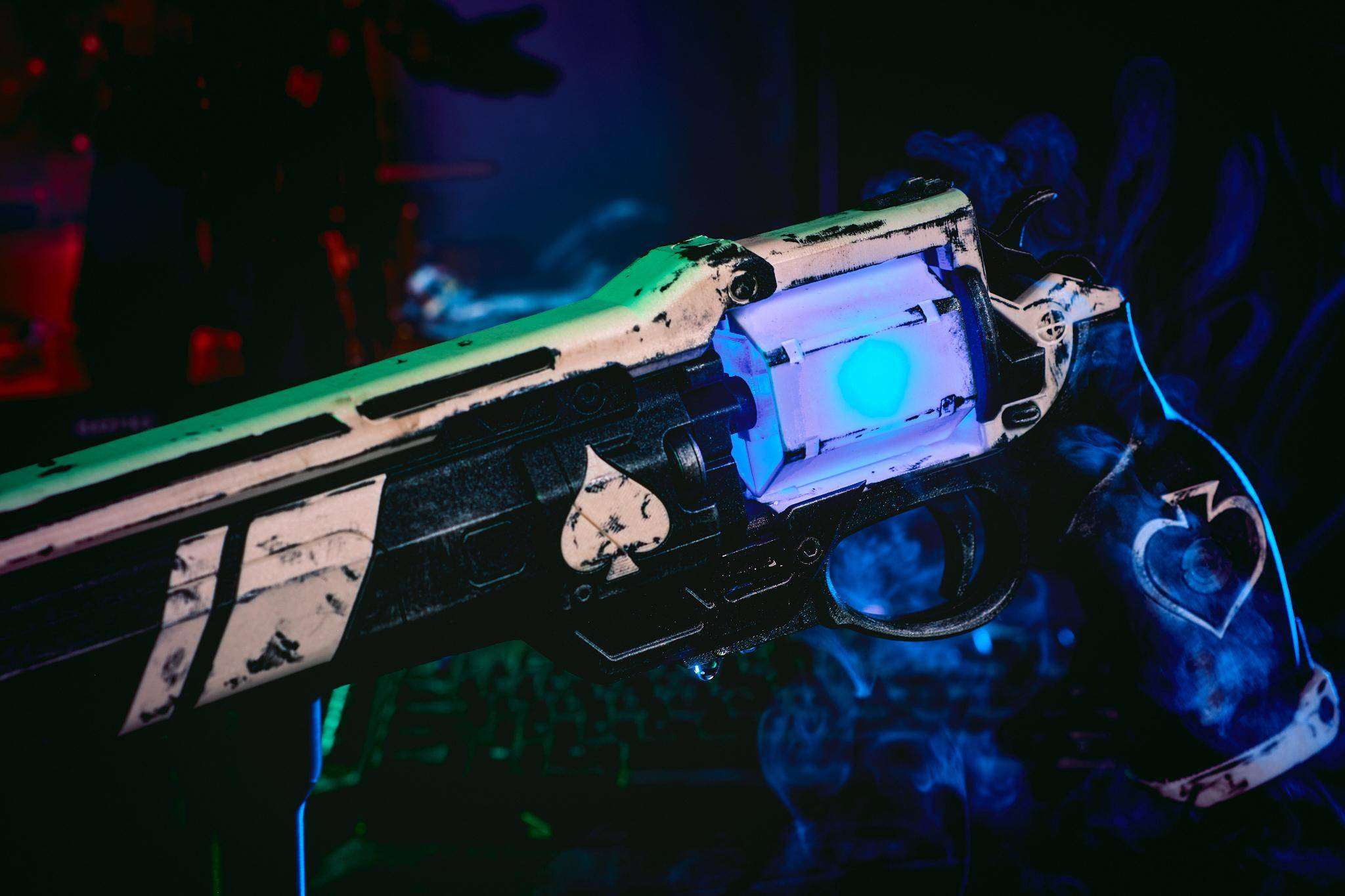 Smoky Ace V3 Ace of Spades Diffuser Destiny 2 Prop - Greencade