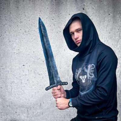 Dark Moon Greatsword Greencade