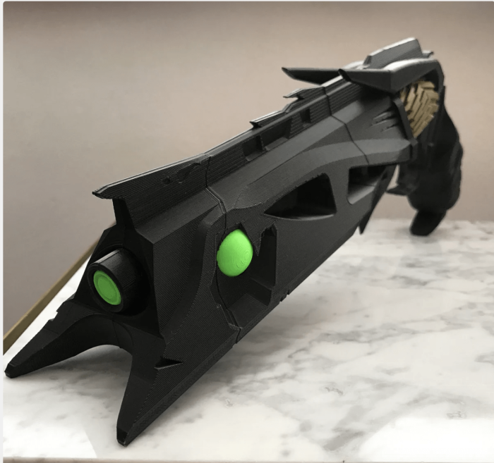 Thorn Replica Destiny 2- Greencade