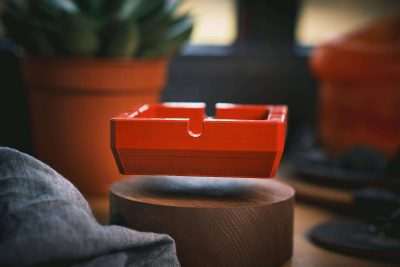 Levitating Ash Tray - Greencade