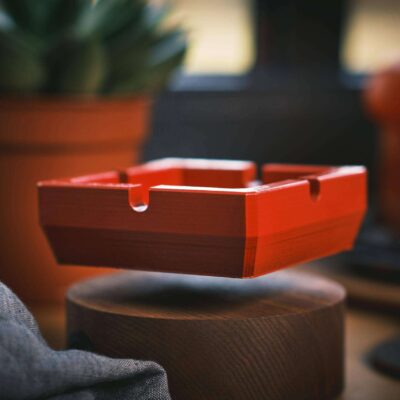 Levitating Ash Tray - Greencade
