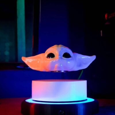 Levitating Baby Yoda - Greencade