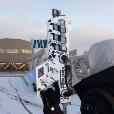 R99 Outlands Avalanche replica from Apex Legends