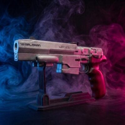 Malorian Arms 3516 - Cyberpunk Replica prop Greencade