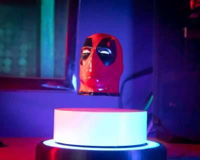 Levitating Bust of Deadpool - Greencade