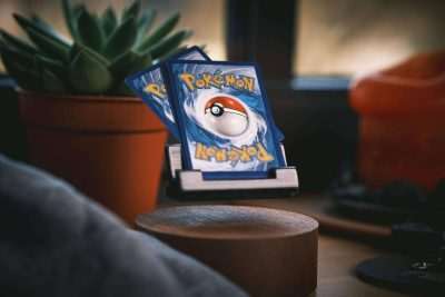 Levitating Card Holder - Greencade