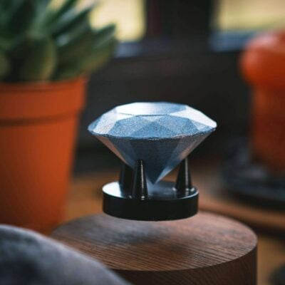 Levitating Diamond - Greencade