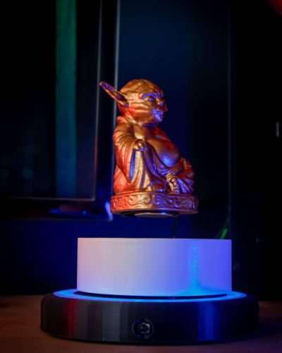 Levitating Yoda - Greencade