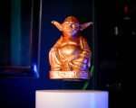Levitating Yoda - Greencade