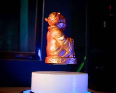 Levitating Yoda - Greencade
