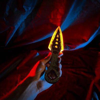 Bangalore Heirloom Knife with LED lights – Apex Legends - Greencade