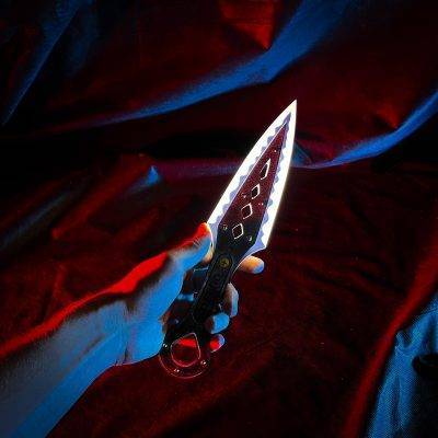 Bangalore Heirloom Knife with LED lights – Apex Legends - Greencade