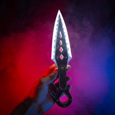 Bangalore Heirloom Knife with LED lights – Apex Legends - Greencade