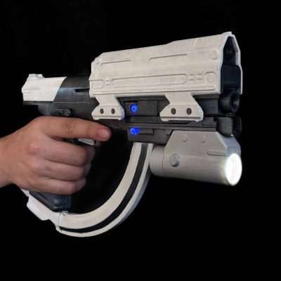 Forerunner - Destiny 2 Replica Prop - Greencade