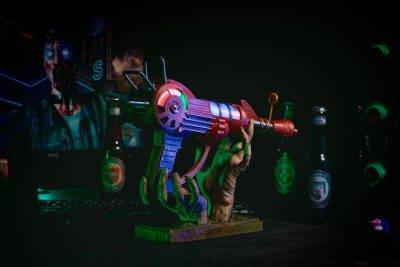 Ray Gun LED - Call of Duty Ray Gun Replica COD Ray Gun Prop - Greencade