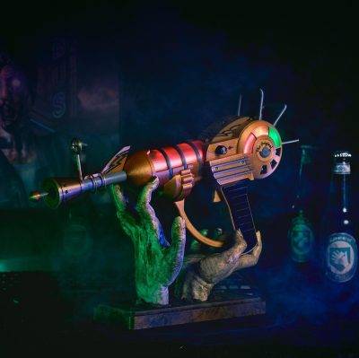 Ray Gun LED GOLD from Call of Duty - Greencade