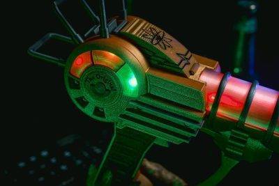 Ray Gun LED GOLD from Call of Duty - Greencade