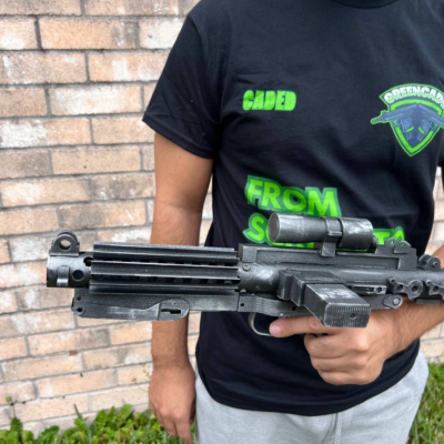 E-11 blaster rifle replica prop - Star Wars Greencade