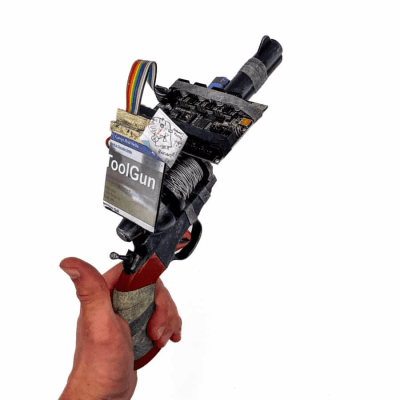 3d printed replica by greencade of the Garry’s Mod Tool Gun