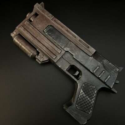 10mm pistol - Fallout 3 Prop Replica Cosplay Greencade