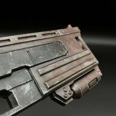 10mm pistol - Fallout 3 Prop Replica Cosplay Greencade
