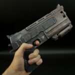10mm pistol - Fallout 3 Prop Replica Cosplay Greencade