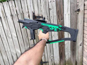 Manticore Destiny 2 Replica Prop Greencade