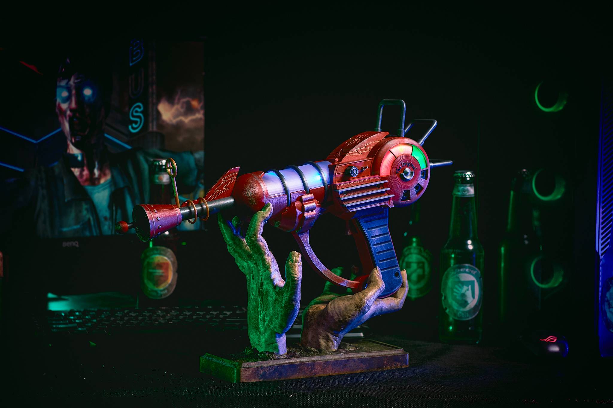 Ray Gun LED Prop Replica - Greencade