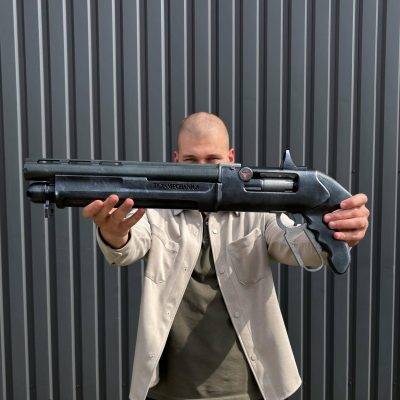 The Chaperone The Panama Ravine Destiny 2 Prop Replica - Greencade