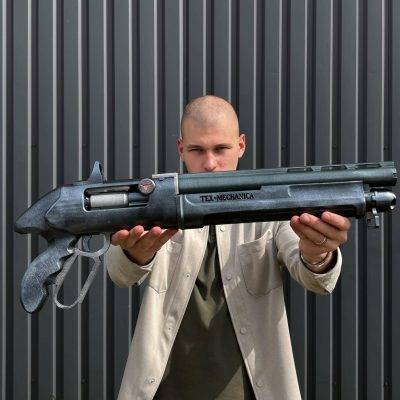 The Chaperone The Panama Ravine Destiny 2 Prop Replica - Greencade