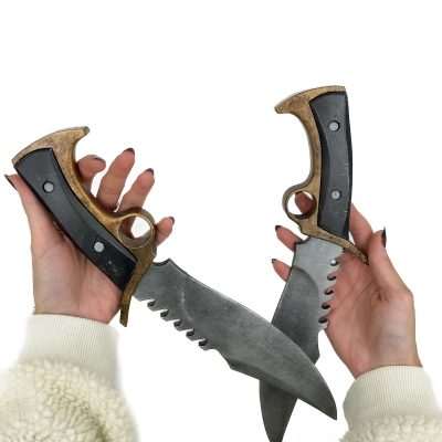 Daryl Dixon knives – Walking Dead Replica Prop - Greencade