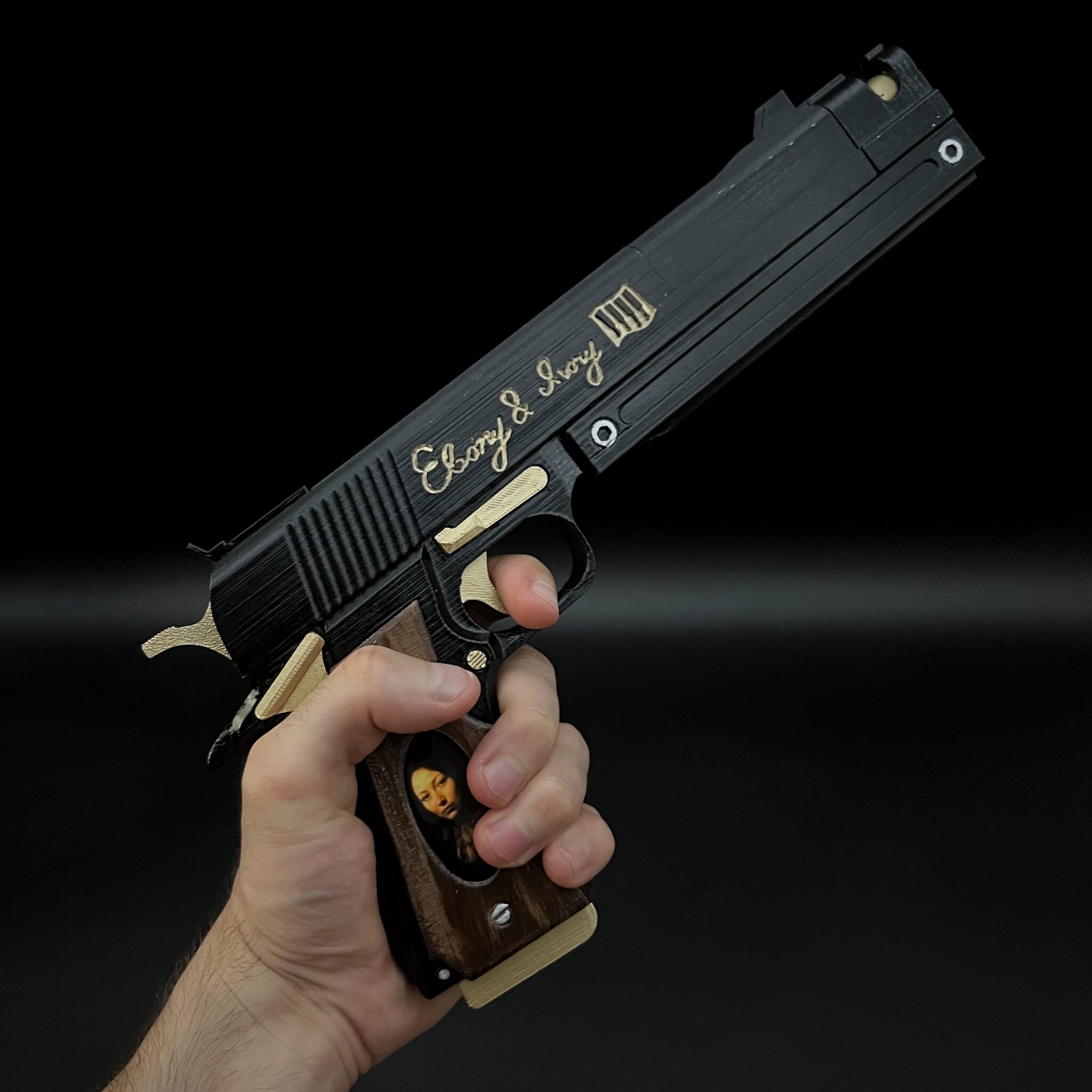 Ebony & Ivory Replica Prop Devil May Cry Cosplay Greencade