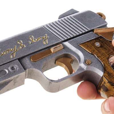 Ebony and Ivory Pistols Replica Prop – Devil May Cry Cosplay Greencade