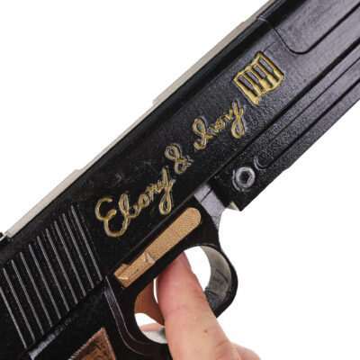 Ebony and Ivory Pistols Replica Prop – Devil May Cry Cosplay Greencade