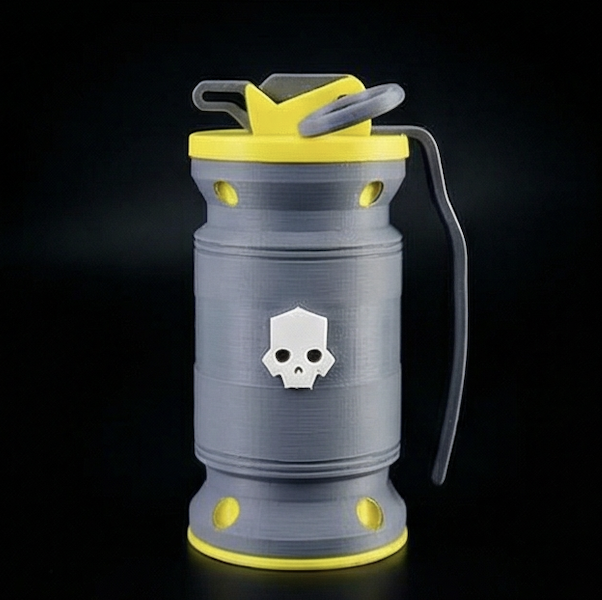 Greencade's listing image for its G-3 Smoke Grenade replica prop from Helldivers 2