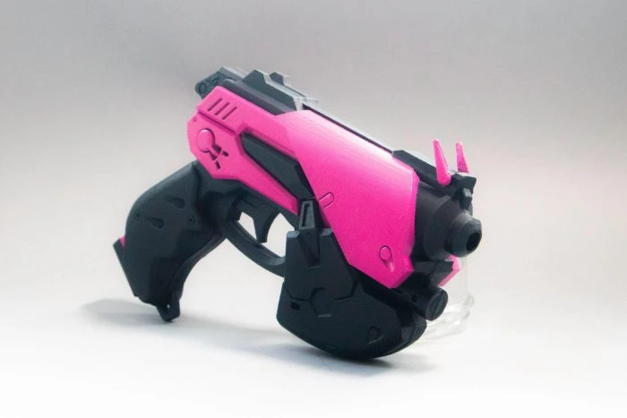 Dva's Pistol 3d printed replica Greencade